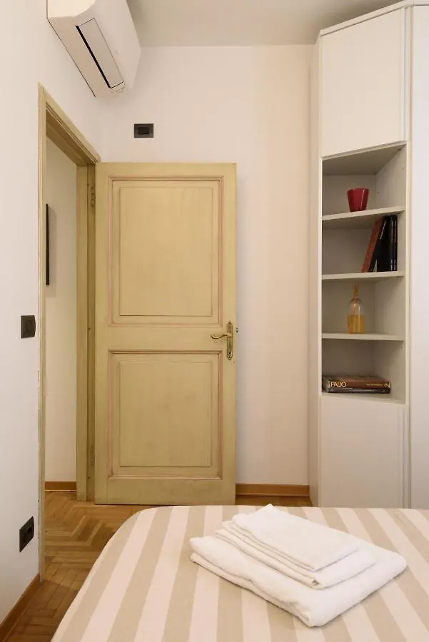 Apartment Appartamento Panoramico San Martino 12 Siena Italy