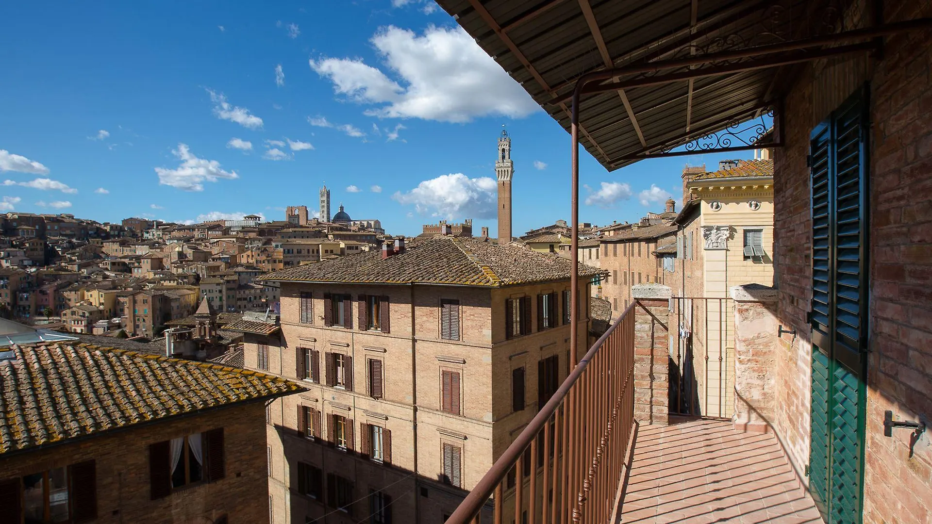 Apartment Appartamento Panoramico San Martino 12 Siena